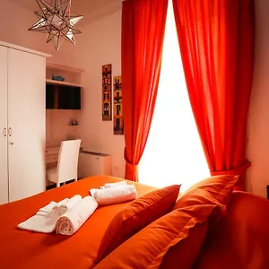 Napolimia Boutique נאפולי