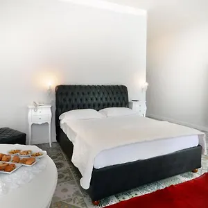 Hotel Barbarella, Neapel