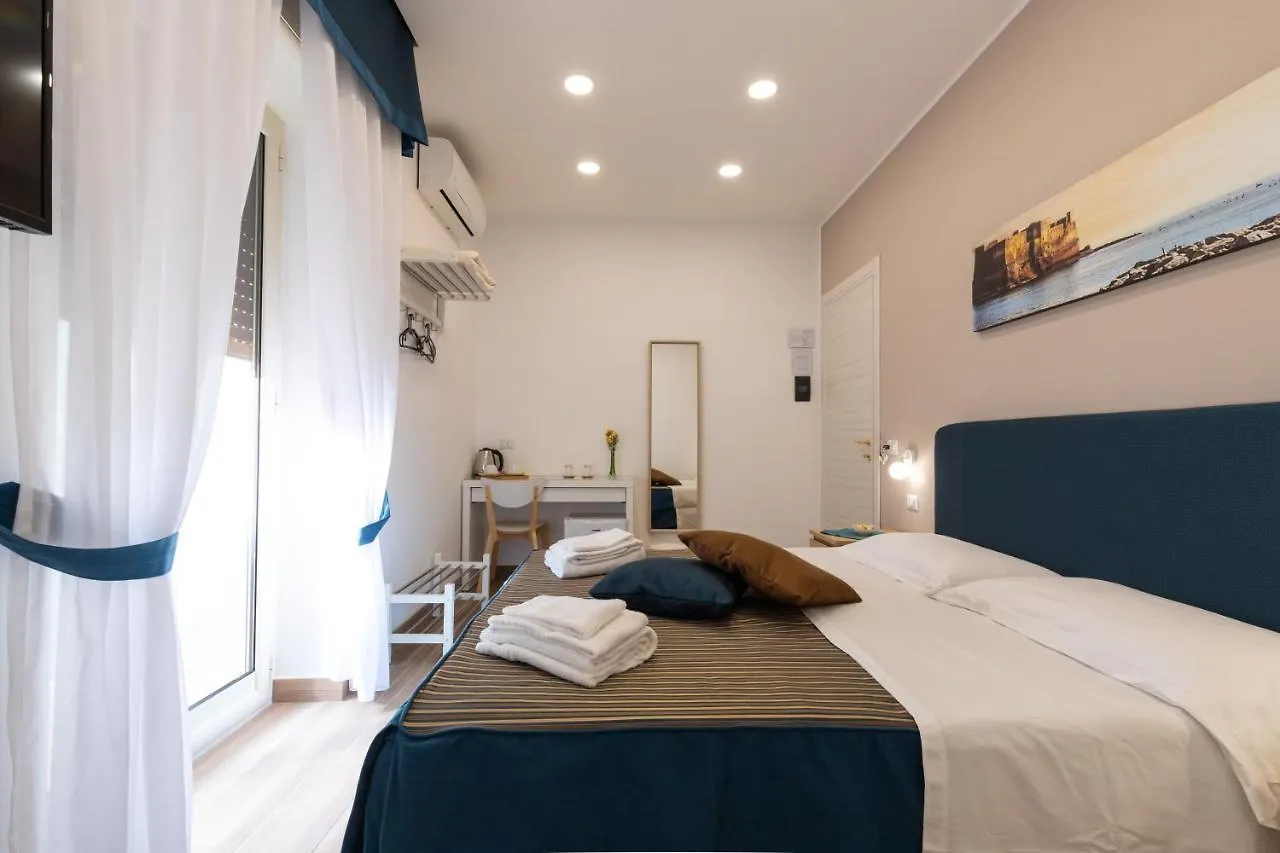 Napolilive B&B Italia