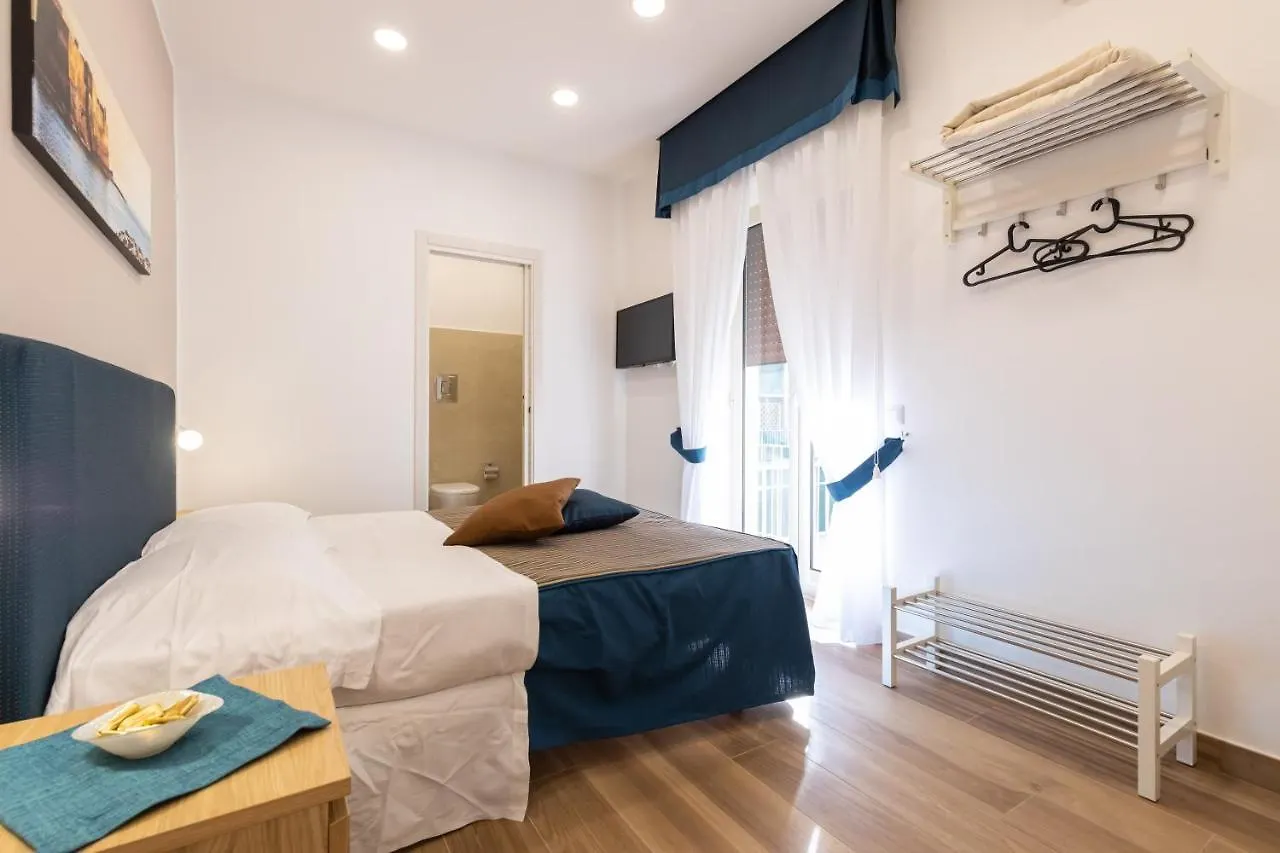 Napolilive B&B Italia